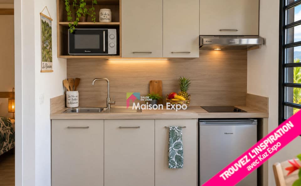 Cuisine aménagée dans un bungalow bois de 25 m²
